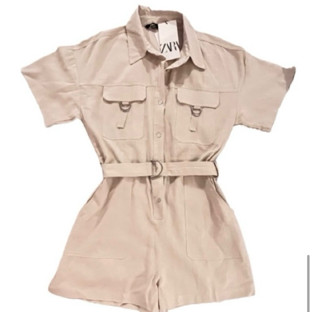 NWT-ZARA- BELTED LINEN BLEND SHORTS JUMPSUIT/ ROMPER. Size: small